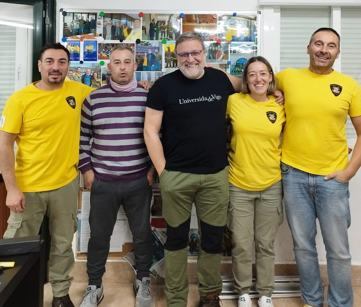 jpicos13's tweet image. Ayer en #Trelle (OU) participé en la jornada de divulgación de @FIRERESProject #Galicia @Xunta #LivingLab 
Buena gente haciendo buenas cosas