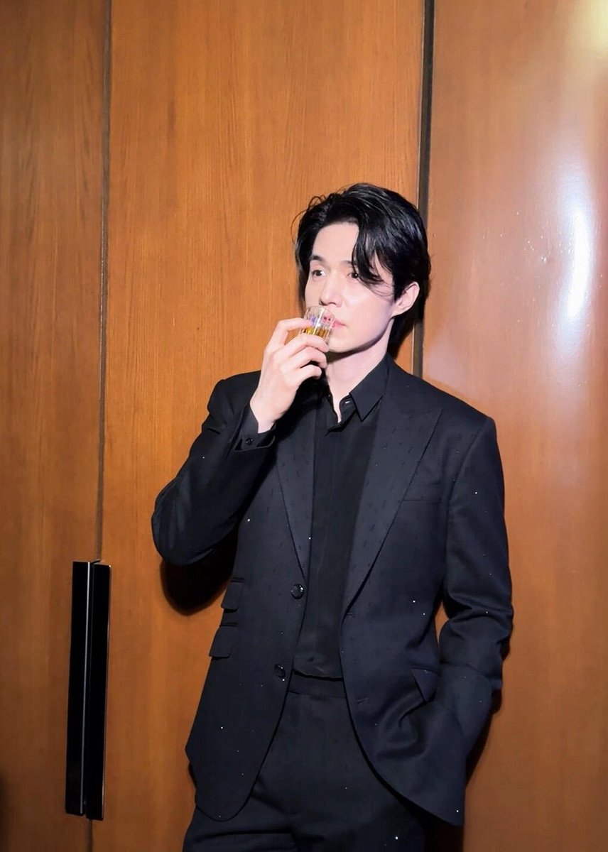 damn?!?!dongwook calm down pls