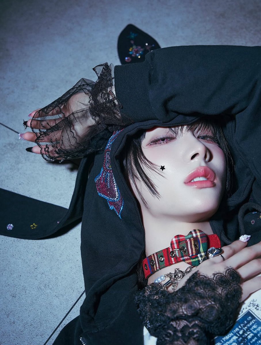 1枚目可愛すぎて毎日見てたら
2枚目きておしまい！！！끝！！！！

#XLOV #엑스러브 #RUI #루이 #陳冠叡 #천관루이 #クァンルイ #ルイ