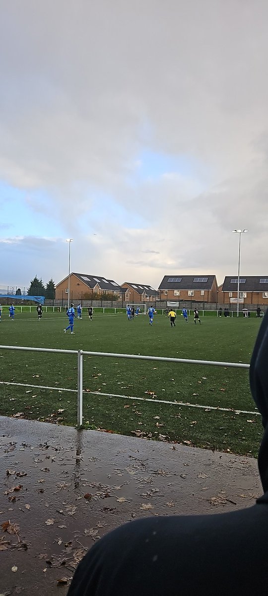Goal 5 for the home team. Hard day for the visitors. 

<a href="/KWosfl9673/">Knightswood FC 1st Team</a> 5-1 <a href="/port_juniors/">Port Glasgow Junior Football Club</a> 

<a href="/OfficialWoSFL/">West of Scotland Football League 🏴󠁧󠁢󠁳󠁣󠁴󠁿</a>