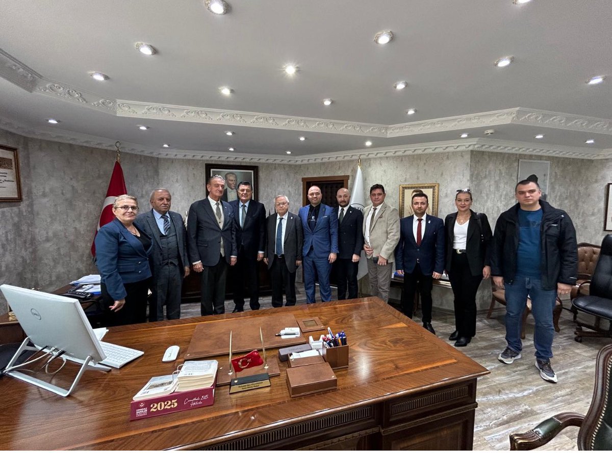 Atatürkçü Düşünce Derneği Genel Başkan Yardımcımız Hatice Topçu, Genel Sekreterimiz Durur Gök ve Genel Saymanımız Basri Gürsoy ile başladığımız Bartın-Amasra programımıza Bartın Şube Başkanımız Erdem Ekmekçi, Amasra Şube Başkanımız Berkay Dal ve yöneticileri ile birlikte Bartın