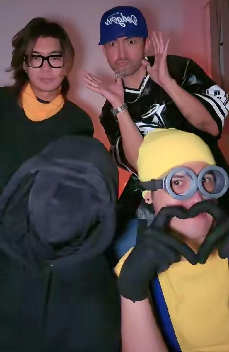 THANK YOU, PEARLS! 

Huge shoutout to everyone who joined Press Hit Play’s Halloween TikTok Live! 🎃👻

Your energy, comments, and love kept the vibes alive!
Can’t wait for the next live with all of you! 

<a href="/PressHitPlay/">Press Hit Play Official</a>  #Press_Hit_Play #PHPCreepinItReal #PHPPearls