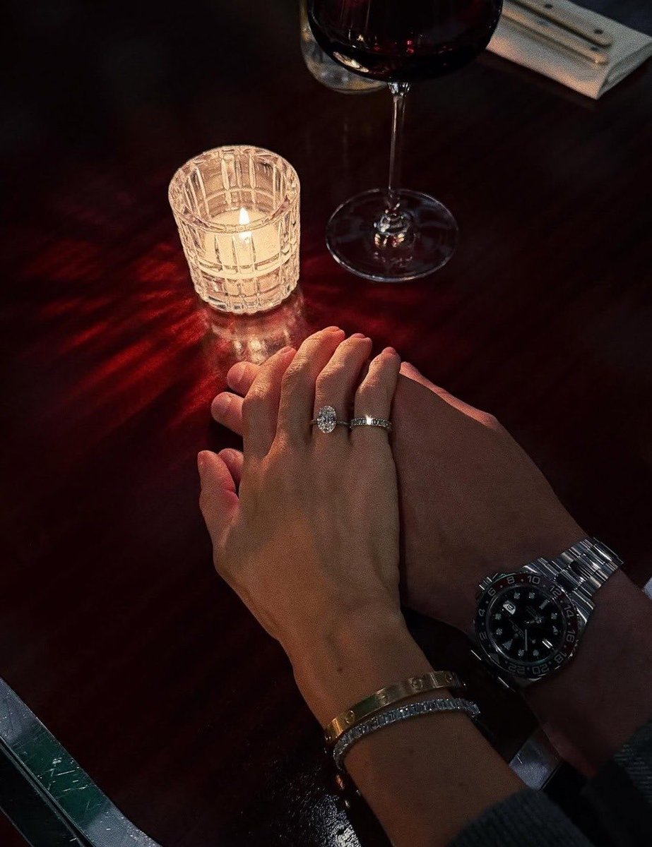 me and who (@dailycouplepost) on Twitter photo 