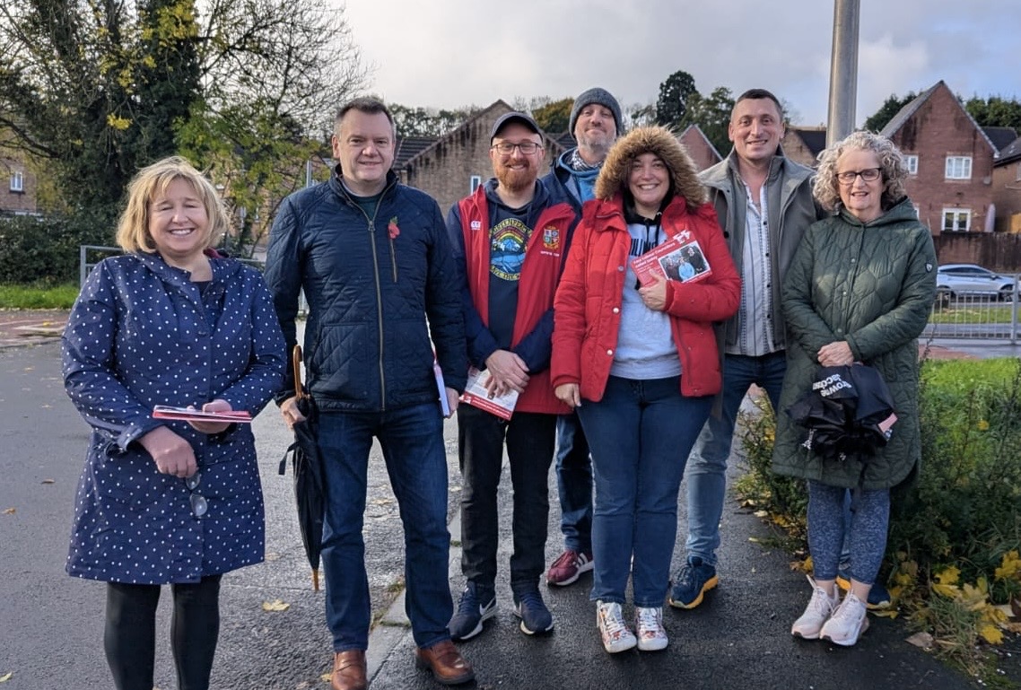 NathanYeowell's tweet image. Good to get back on the doors in Panteg this morning - thanks to everyone who helped. Lots of casework, lots of frank conversations about what Labour needs to do better (in London AND in Cardiff) - but not lots of support for Reform, in fact, far from it... 1/2