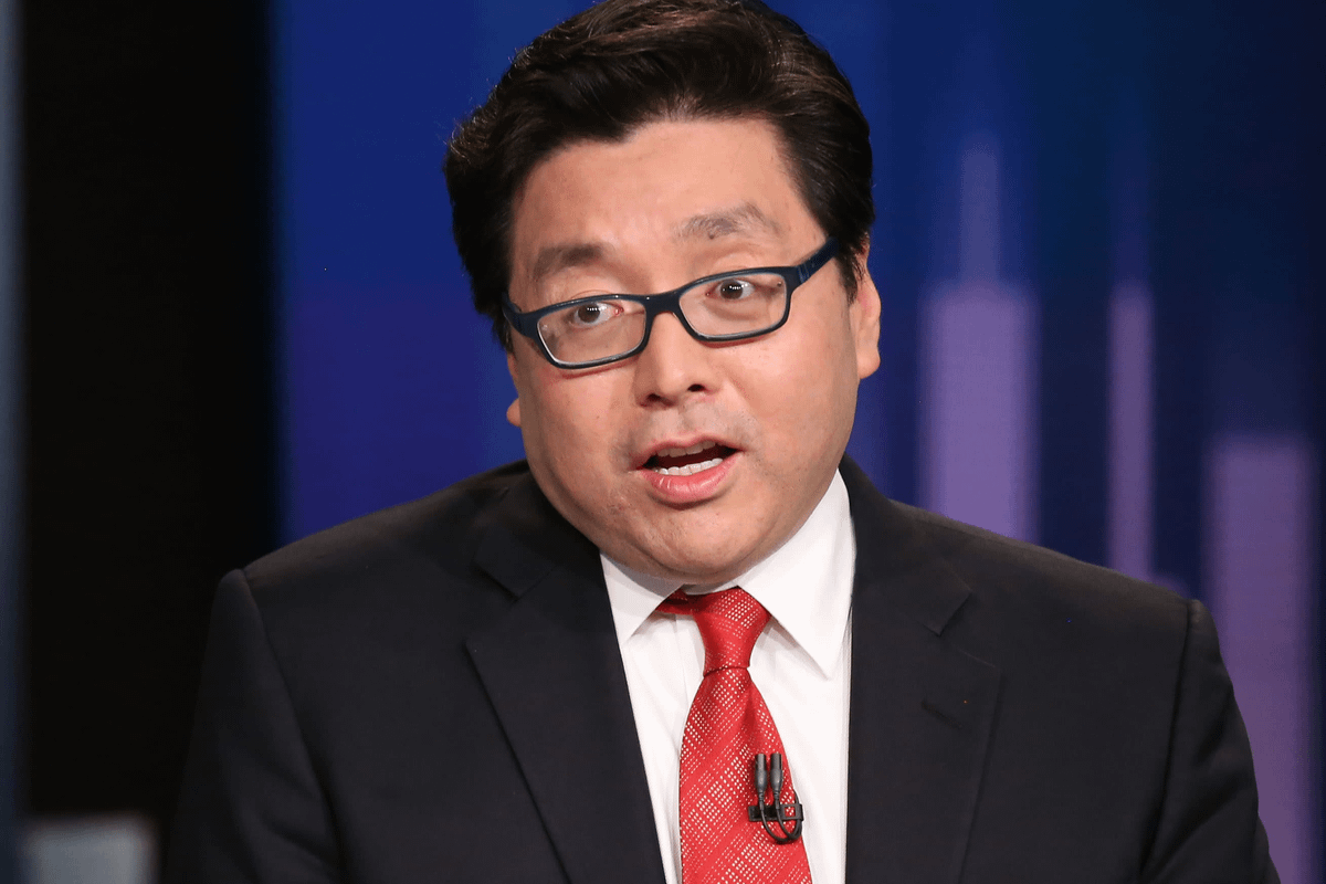 🚨 BREAKING:

TOM LEE SAYS $BTC WILL CRASH TO $55,000 THIS YEAR

SHOULD WE BE WORRIED??