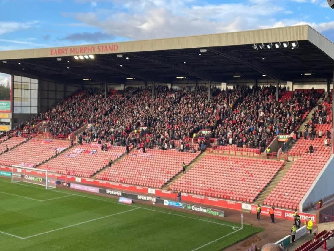 Incredible turnout from York at Barnsley today 👌🏼#ycfc