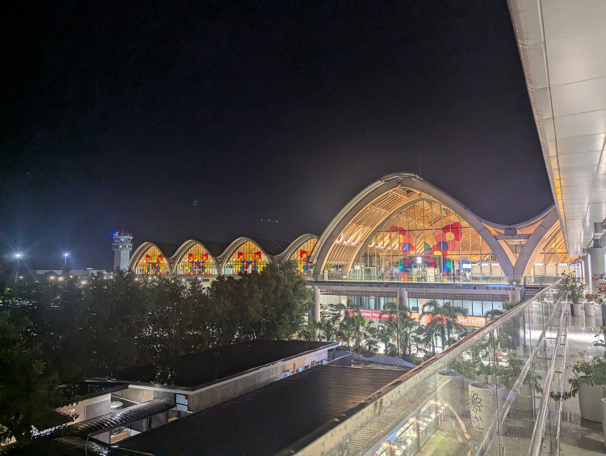 Umising's tweet image. 着いちゃった😭
帰らなきゃ😭
※帰りたくない