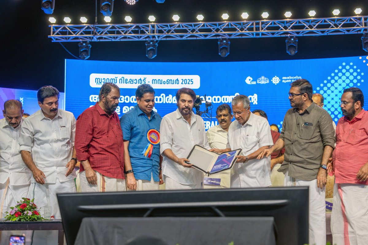 pinarayivijayan's tweet photo. Today, Kerala has created history- we have become the first state in India to eradicate extreme poverty. On this Kerala Piravi, this milestone reflects the LDF government’s inclusive development model. 64,006 families have found new hope and dignity. Together, we march towards a New Kerala.

#keralamodel #navakeralam #leftalternative