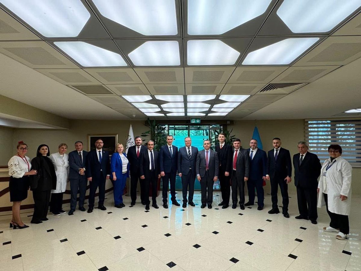 🇺🇦🤝🇦🇿 Ukraine and Azerbaijan expand healthcare cooperation — new agreements signed to advance pharma, medical training, digital health &amp; joint research.

Together we build stronger, more innovative healthcare systems for our nations. 💙💊