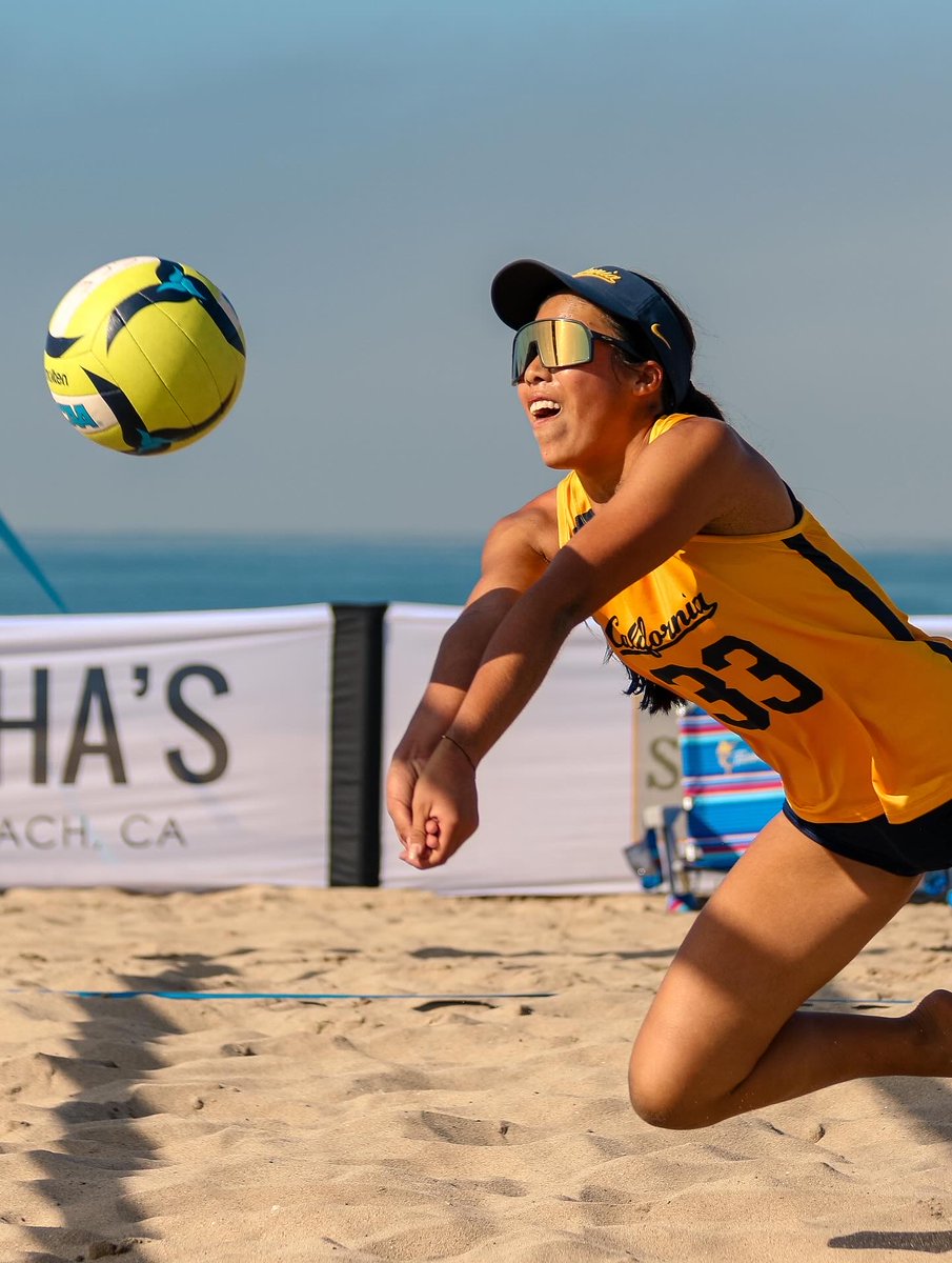 𝑰𝒕'𝒔 𝑮𝑨𝑴𝑬𝑫𝑨𝒀!

The Bears continue the fall season this morning at <a href="/StanfordBeachVB/">Stanford Beach Volleyball</a>. Matches begin at the top of the hour.

#GoBears🐻 | #BeachBears