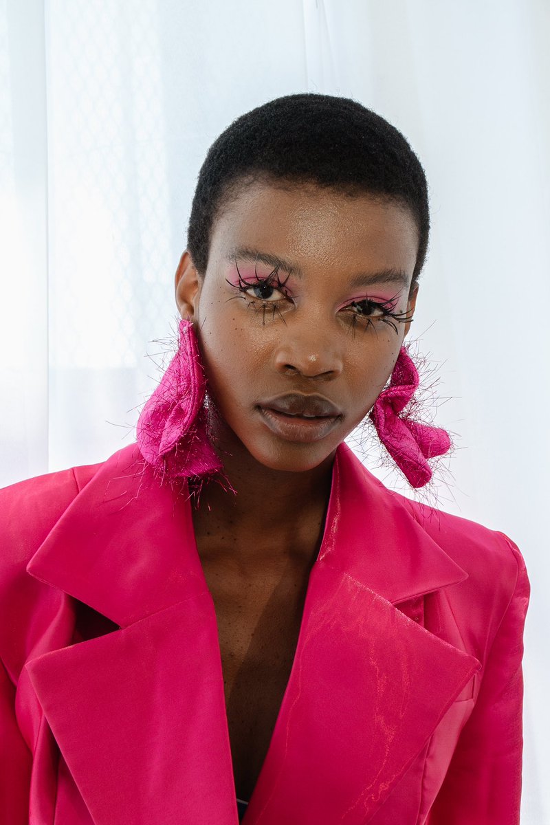 Enica_seshoka's tweet image. From Milan to Johannesburg  Top model Enica returns home