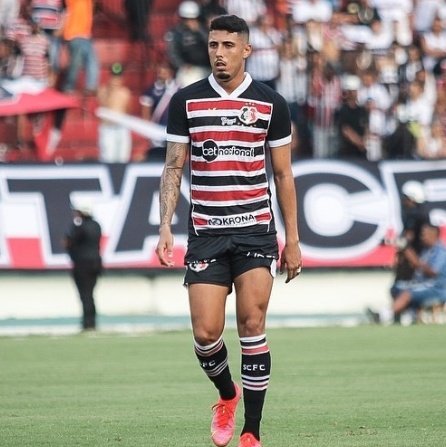 Italo Melo, é do Galo! 

O zagueiro/lateral-direito de 26 anos, ele estava no Azuriz e tem passagens por Santa Cruz, Crac, Flamengo-SP e Carlos Renaux

Seja bem-vindo Italo.