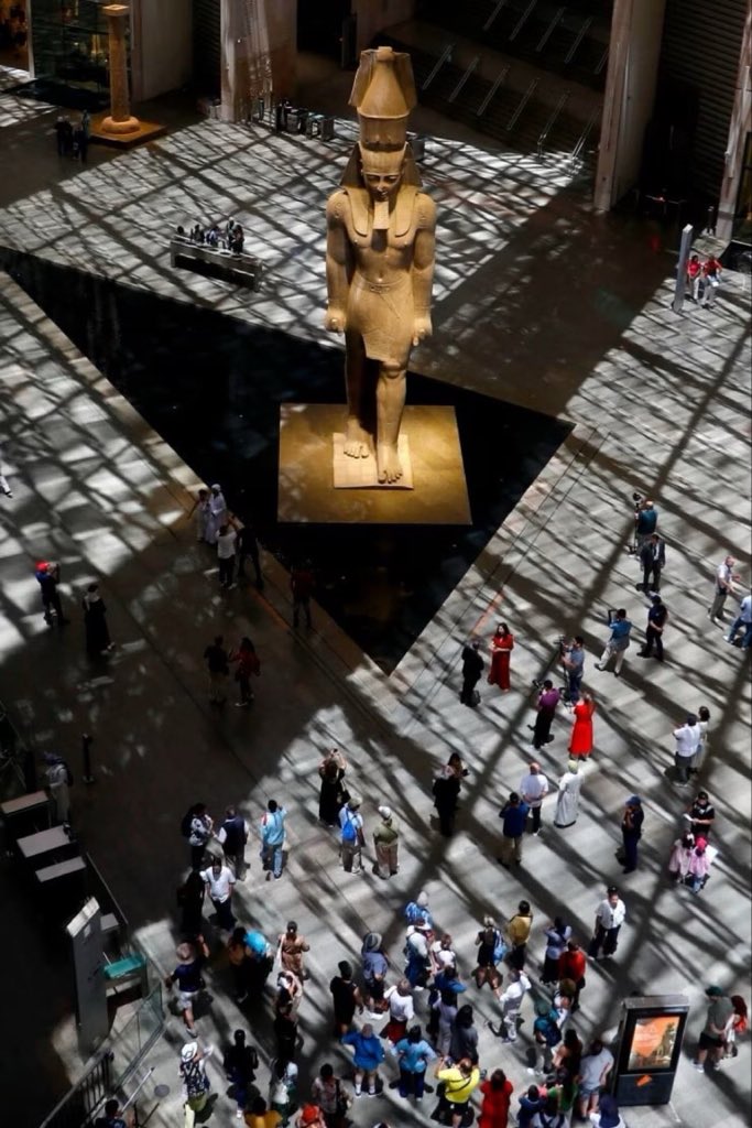 المتحف المصري الكبير (إكس). 