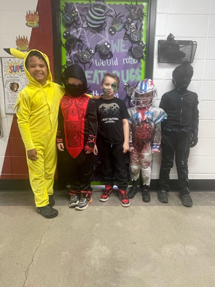 BeebeElementary's tweet image. That’s a wrap on Red Ribbon Week! ❤️ Our students had a great time celebrating and learning the importance of making healthy, drug-free choices. Check out some highlights from the week! 📸