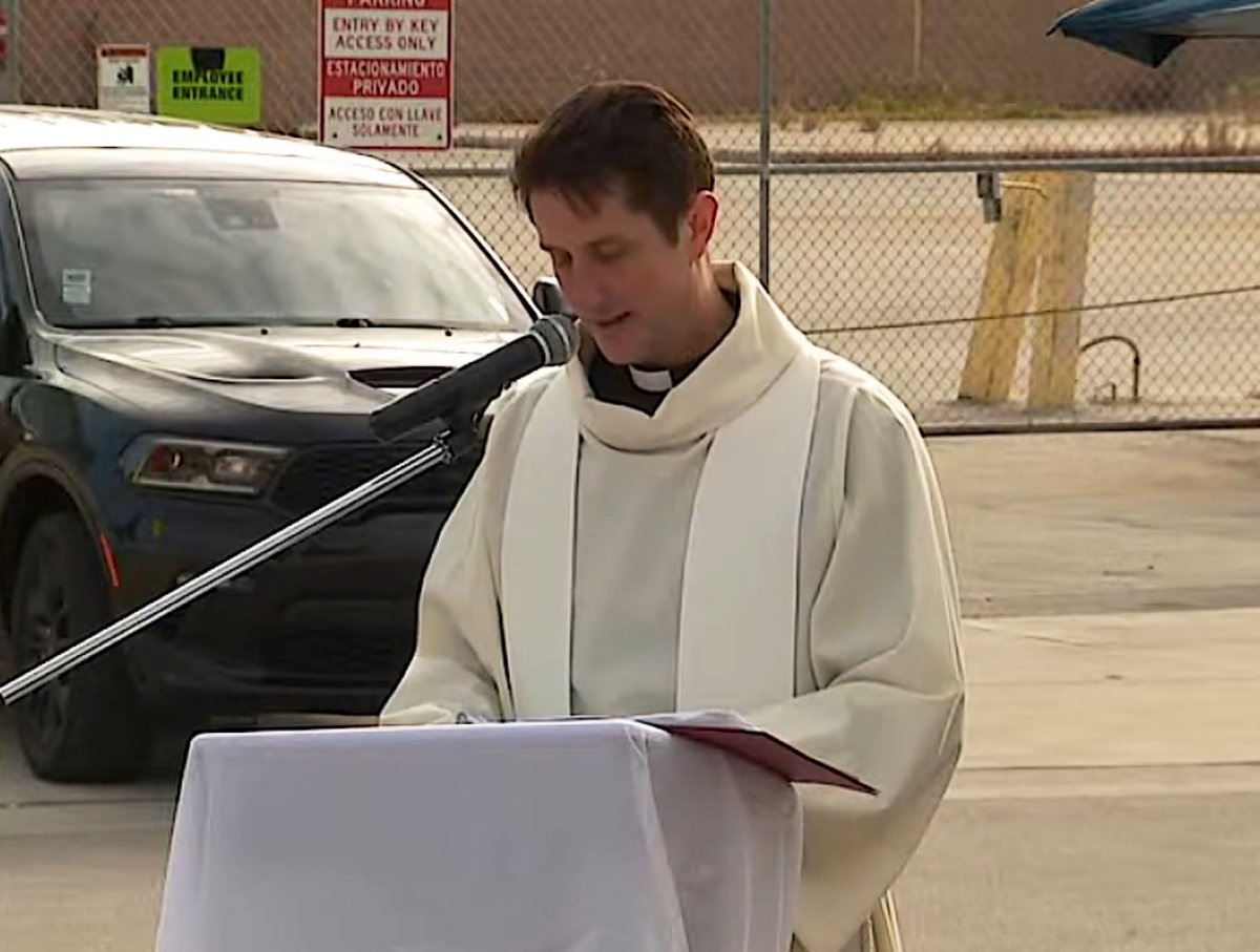 RichRaho's tweet image. At Broadview ICE detention facility for Mass today, Fr. David Inczauskis, SJ reveals “tragic” and “devastating” news that a member of group bearing Guadalupe Banner to Mass today, was detained by ICE this morning in procession to detention facility.