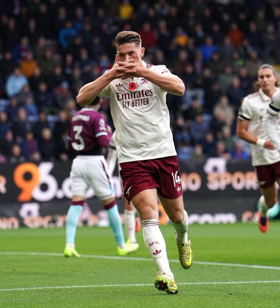 Sports_City247's tweet image. Burnley are trailing 2️⃣-0️⃣ at 🏟️ Turf Moor to Arsenal at half-time, with goals from Viktor Gyokeres ⚽🥅 and Declan Rice ⚽🥅 extending Gunners lead.