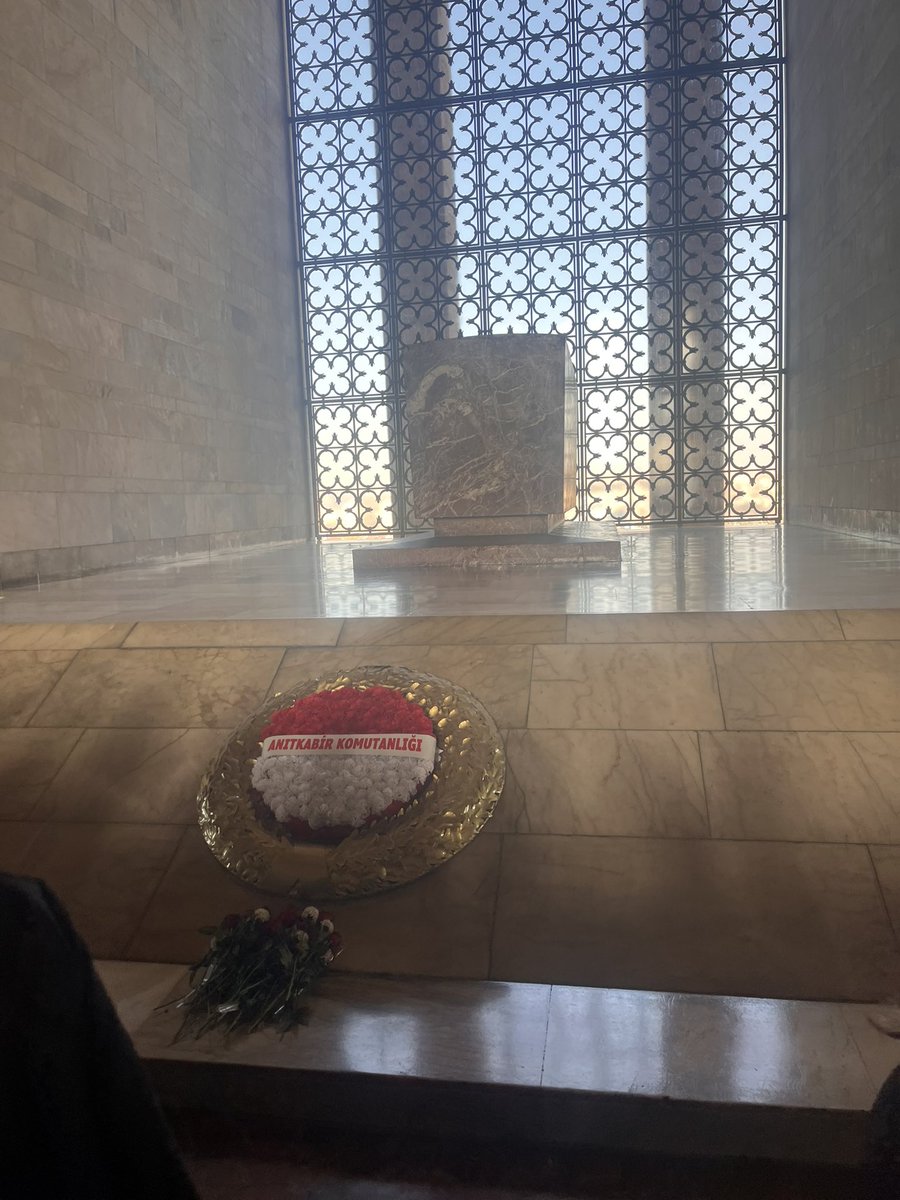 seydoserol's tweet photo. ATA’mızın huzurunda 🙏🏻 https://t.co/puyB7iDkuu