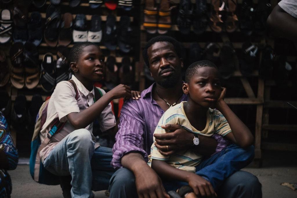 Crítica | A Sombra do Meu Pai – Quando a ausência paterna revela um país que sangra

Filme premiado na 49° Mostra SP: naoalimenteoszumbis.com/2025/11/01/cri…