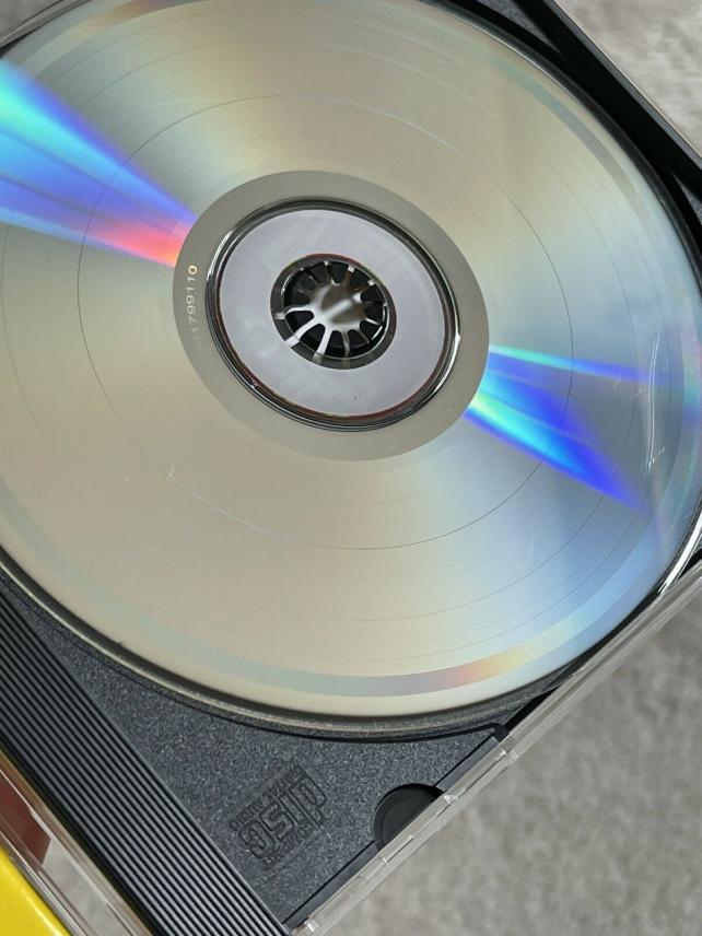 RibShark tweet media