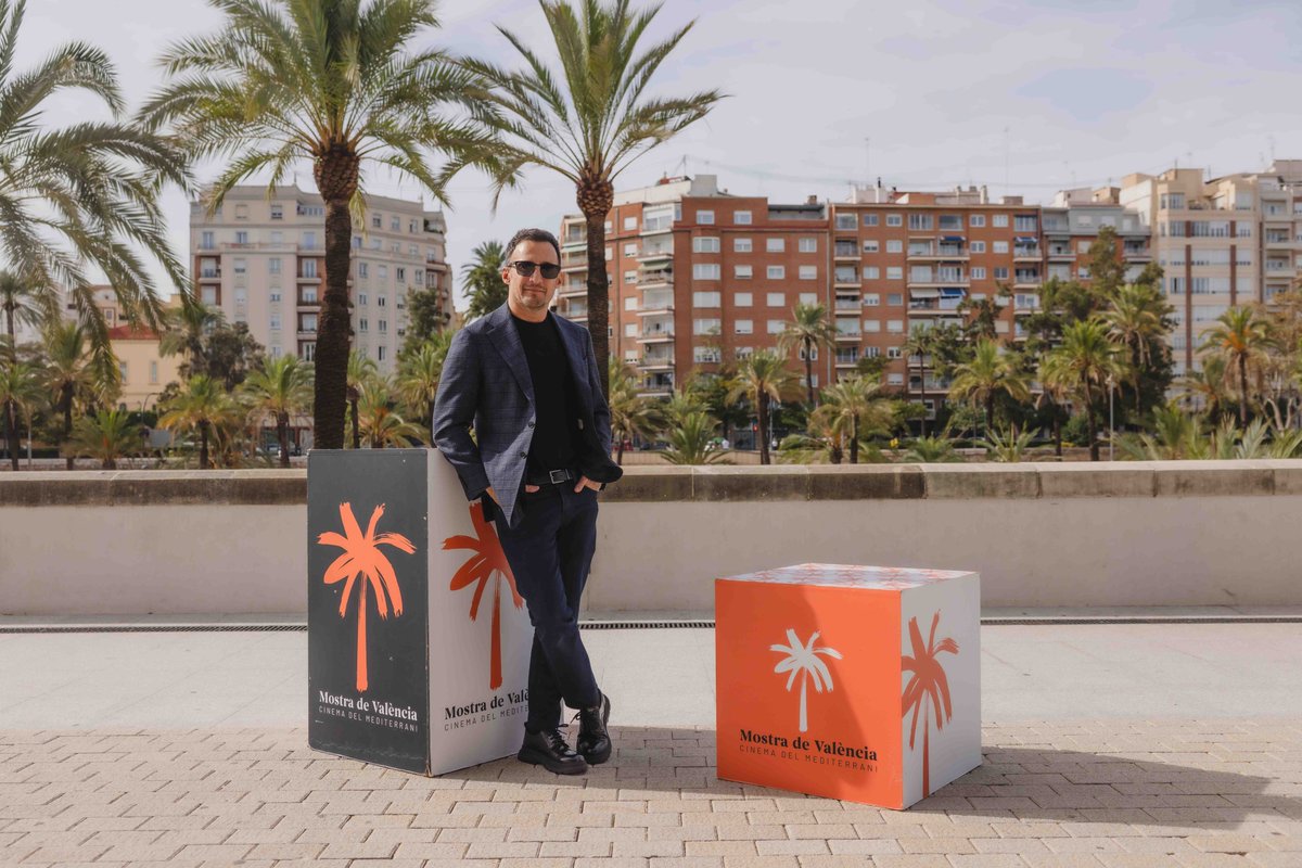 Alejandro Amenábar ha ofrecido esta mañana una clase magistral en el <a href="/palaumusicavlc/">Palau de la Música</a> dentro del ciclo Palabra de guionista, organizado por <a href="/edavasociacion/">EDAV</a>, que ha servido como cierre del Congreso Internacional de Música de Cine.
lamostradevalencia.com/alejandro-amen…

#LaTeuaMostra ◼️#LaNostra