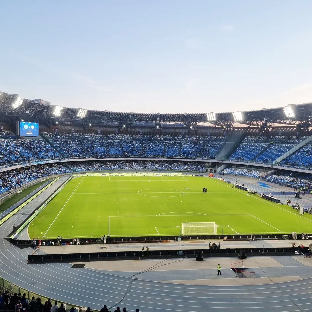 Solo per te
Napoli aleeeeeeeeeè💙
#forzanapolisempre #devivincere #curvab #napolicomo