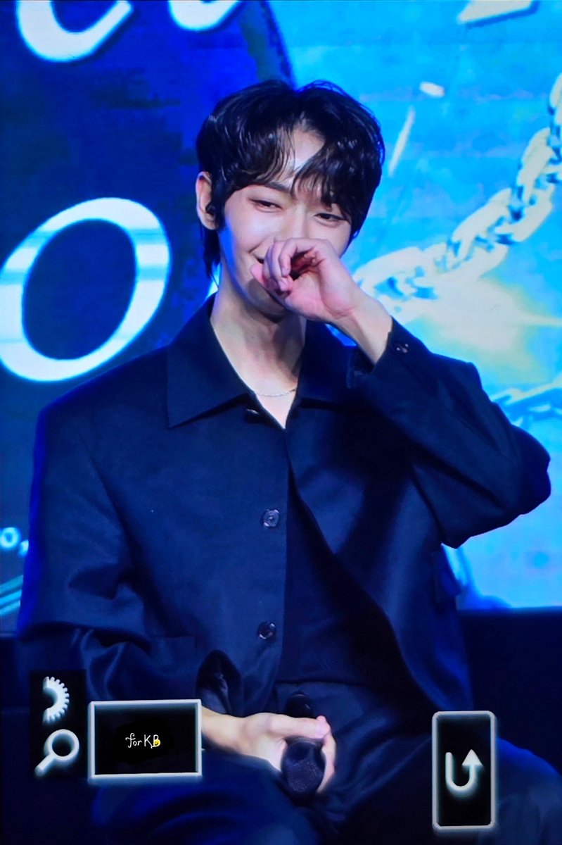 251101

#온리원오브 #OnlyOneOf #규빈 #KB #ギュビン