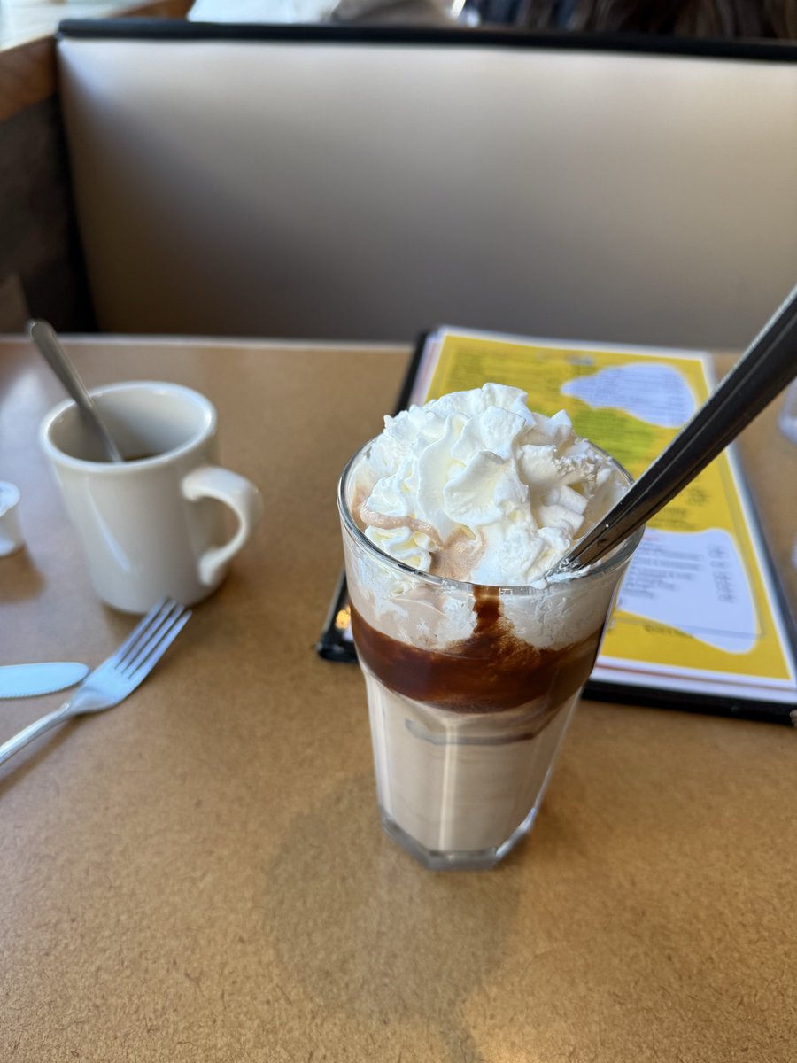 Andrej “Hollywood” Stojakovic tweet media