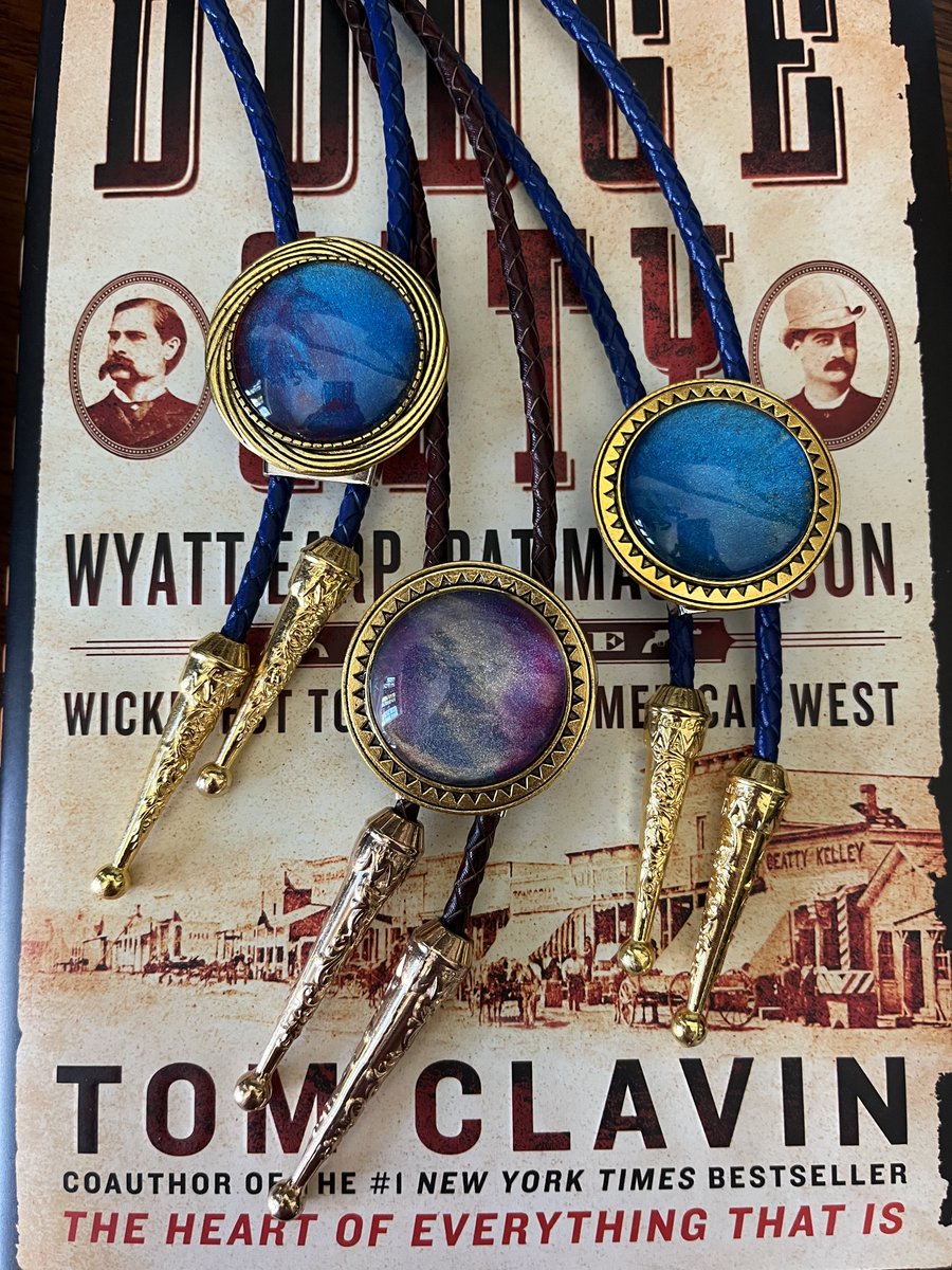 sc_suber's tweet photo. Faux Opal BOLO Tie by LArtisanFrancaise 
 https://t.co/7SijQag5fb via @Etsy https://t.co/jlEly1y6Jc