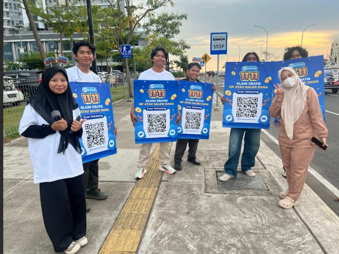 uripsrj's tweet photo. iseng scan barcode yg ada di sunset quary Makassar eh kok dapet daget😭 pantes rame yg pada scan, besok infonya ada lagi, kalo ketemu mending coba ikutan scan sih https://t.co/92fq49Ga21