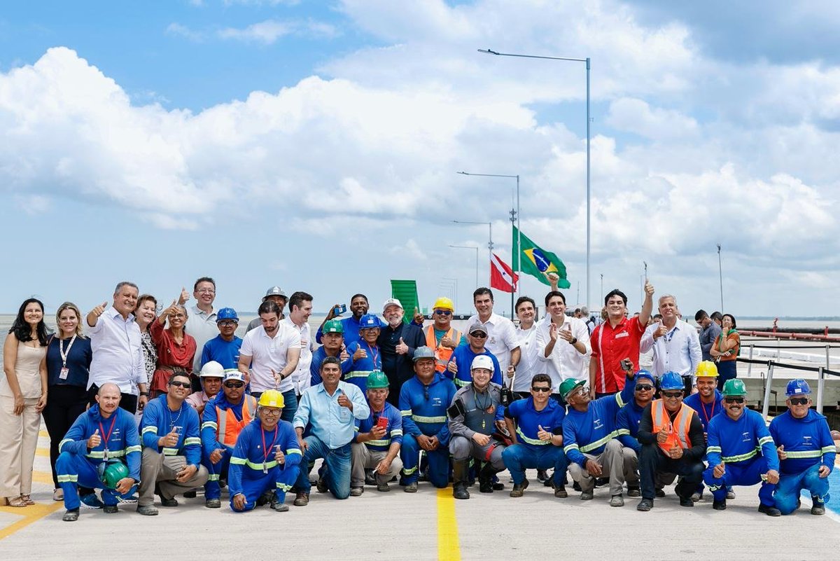 Entregamos hoje as obras de requalificação do Porto de Outeiro, em Belém (PA). Um projeto executado pela Companhia Docas do Pará (CDP), em parceria com a Itaipu Binacional, e concluído em tempo recorde: iniciado em 17 de abril deste ano e finalizado em apenas seis meses.

O