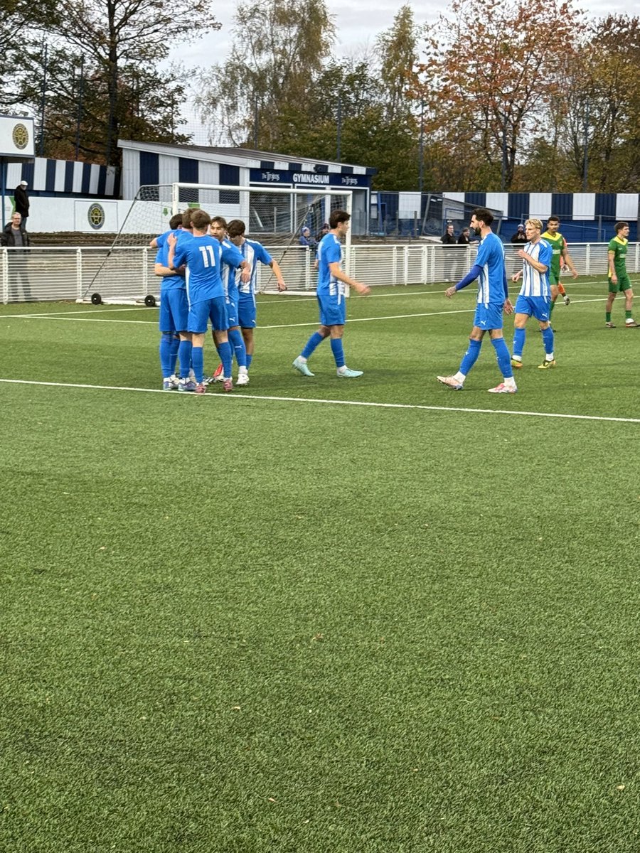 StaveleyMWFC's tweet photo. Bullet header Dustyn Grierson makes it 4-0 https://t.co/t63yQ4iTEh