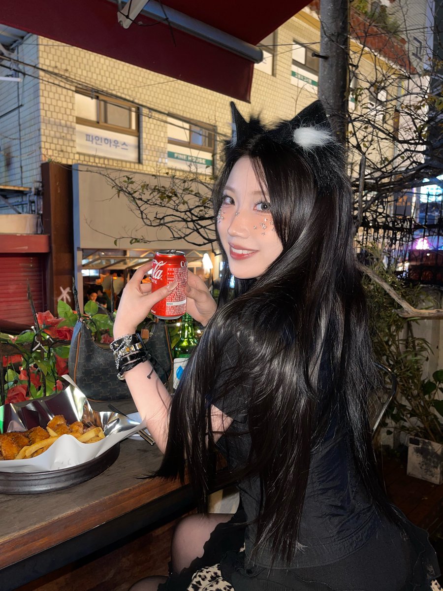 ShenPo_Queen's tweet image. ˚ ₊✮⋆小猫惡魔降临★⌯'ㅅ'⌯★✮⋆˚ ₊🎃

#HappyHalloween