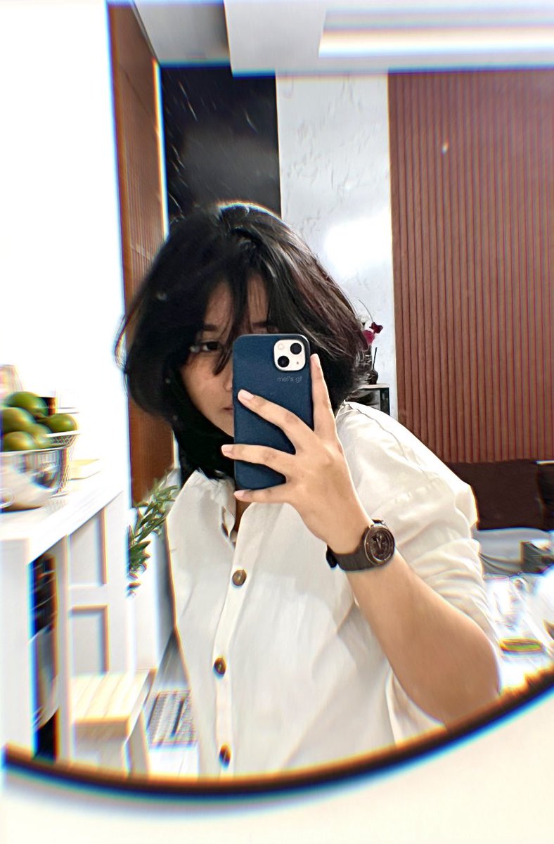 kyuacil's tweet photo. mirror on the wall 🪞

#42SD #SSD #SaiSelcaDay #영재 #YOUNGJAE  #투어스 #TWS @TWS_PLEDIS https://t.co/aPA6VcKueb