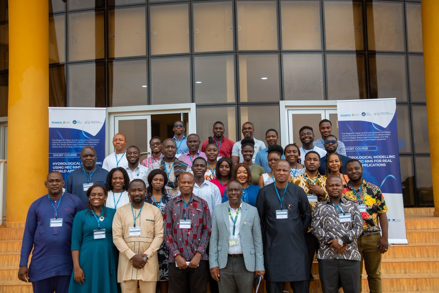 the_ACEProject's tweet image. .@rwesck_knust has commenced its short course on Hydrological Modelling Using Hydrologic Engineering Centre – Hydrologic Modelling System (HEC-HMS)!
Experts from Ghana 🇬🇭, Burkina Faso 🇧🇫, and Nigeria 🇳🇬 join to strengthen water management capacity.
Read: tinyurl.com/4pn9r6m4