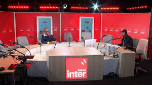 johney931's tweet image. Sur le plateau de #MehdiMaïzi, l’un des journalistes les plus respectés de la scène rap, @rimkofficiel prouve une nouvelle fois qu’il n’est pas seulement un pionnier — il est un évolutif. Dans l’émission #ÀlaRégulière diffusée sur @franceinter ,  lerapcetaitmieuxavant.fr/2025/11/rim-k-… #RimK