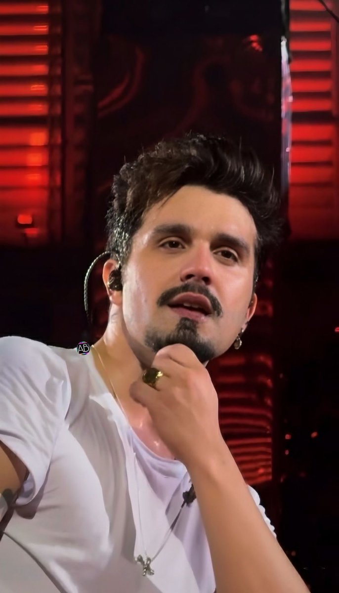 statuslss's tweet photo. o homem mais lindo da face da terra https://t.co/XC05NHh88v