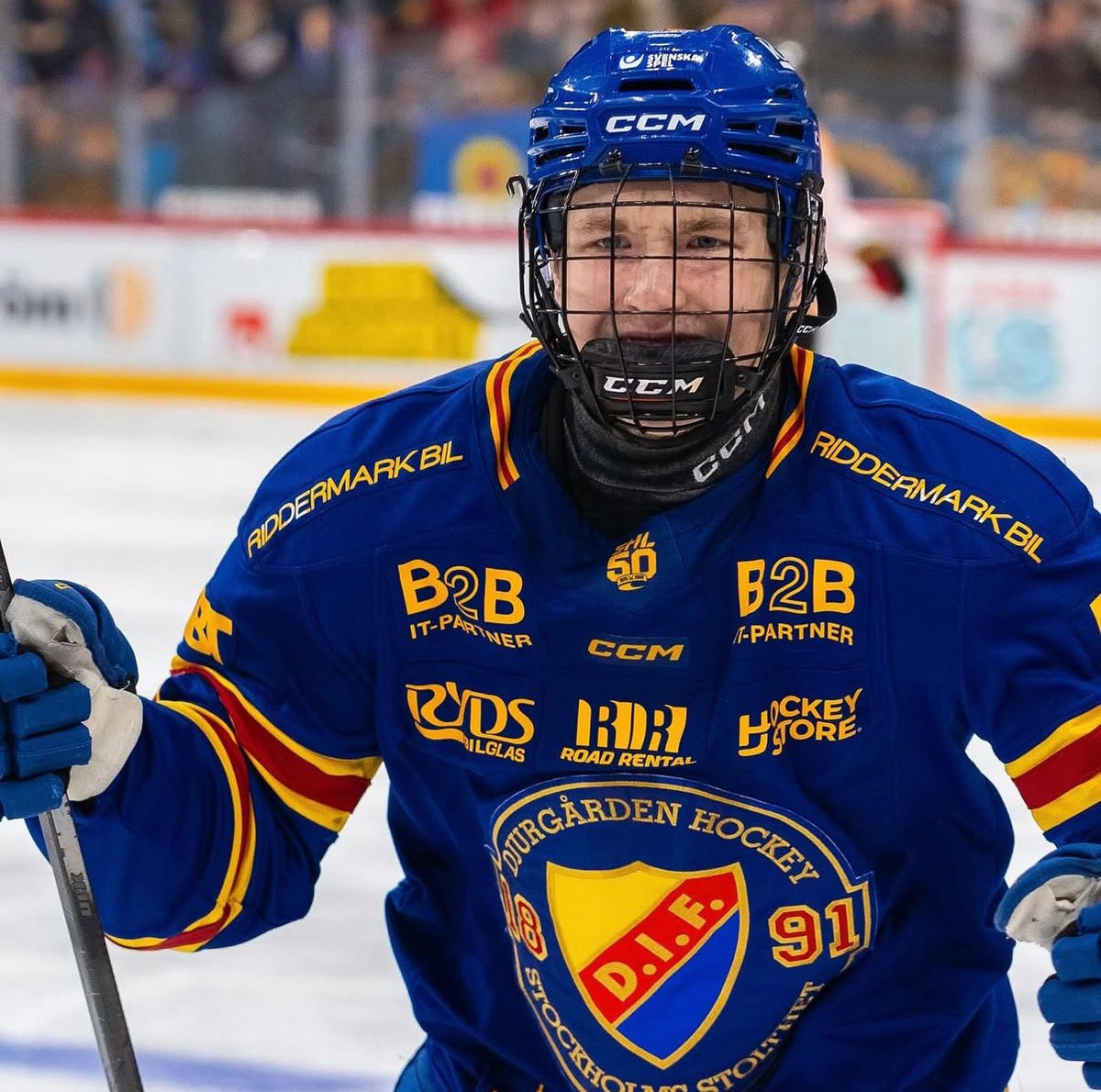 Viggo Björck🇸🇪 (#2026NHLDraft) vs. Brynäs today:

• 1 Goal
• 1 Assist
• 2 Points
• +3
• 2 Hits
• 11:52 TOI

He’s not just gonna make Sweden’s🇸🇪 #WorldJuniors team, he’s gonna be one of the best players in the tournament.