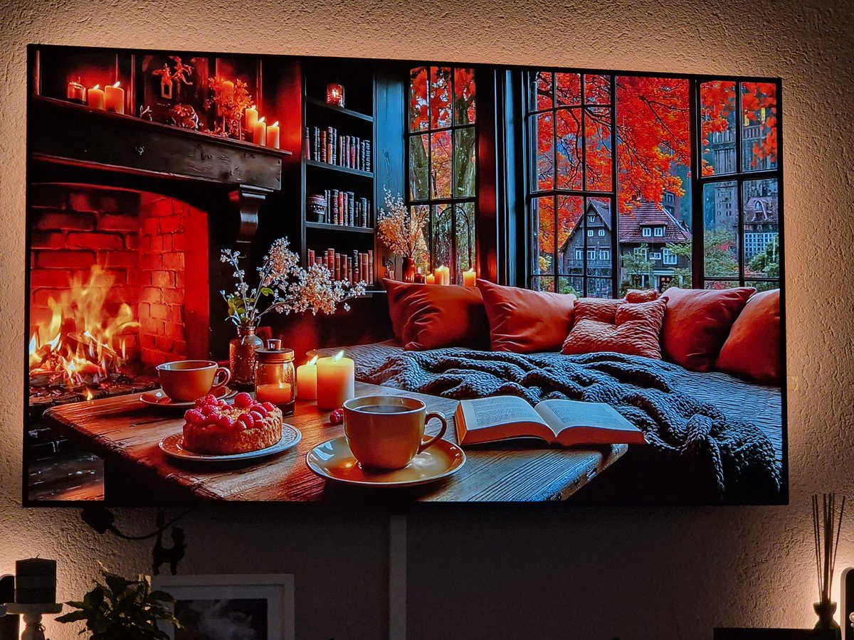 Zinnepin's tweet photo. Gek op dit soort 'tv-behang' op YouTube, héérlijk. Kende die met kerst alleen, en nu deze ook 🥰 https://t.co/NrHWY1o6K7