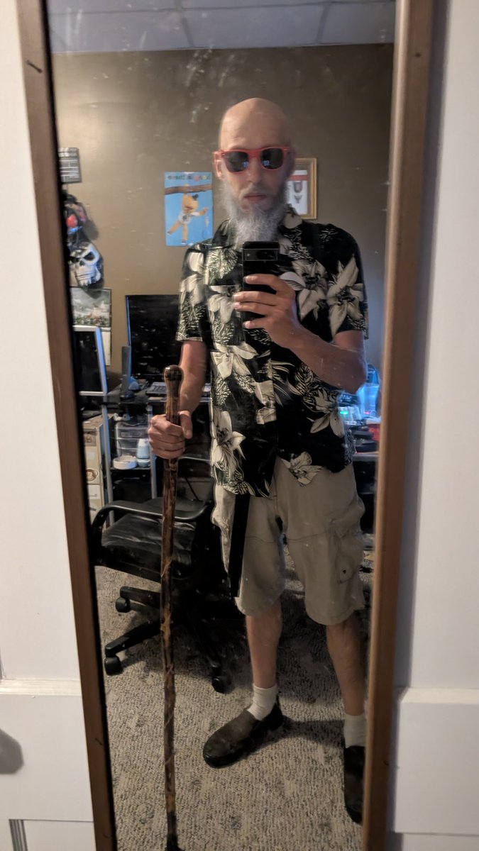 TMaiocco's tweet photo. Work hard, study well and eat and sleep plenty. That is the Turtle Hermit Way! https://t.co/AQhsIFiIcc