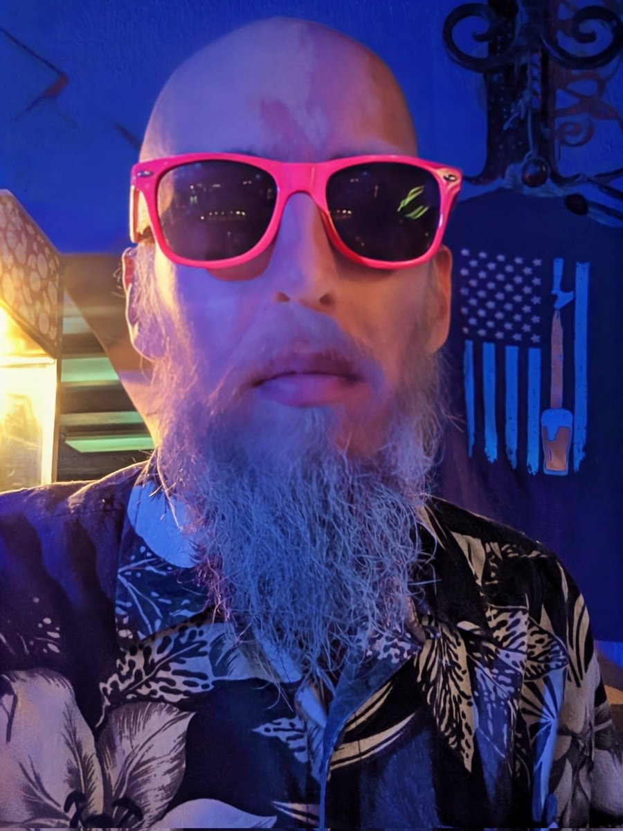 TMaiocco's tweet photo. Work hard, study well and eat and sleep plenty. That is the Turtle Hermit Way! https://t.co/AQhsIFiIcc