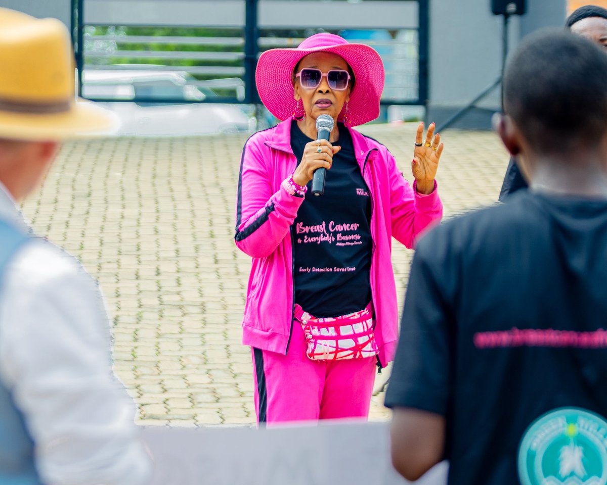 imbankrw's tweet photo. Today, we joined @bciea to honor #breastcancersurvivors at #ulinziwalk25 for #breastcancerawareness in Rwanda

We stand together to raise awareness and remind everyone of the importance of early detection through regular breast cancer screening.

#IMBank #OnYourSide https://t.co/EA9zau4aN7