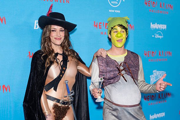 Darren Criss as Shrek & Mia Swier as Puss in Boots