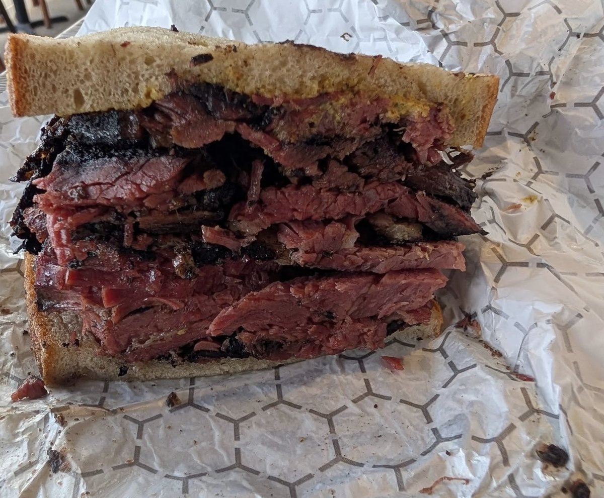 Hot Corn-Beef Sandwich

#Perfection
#EliteEating