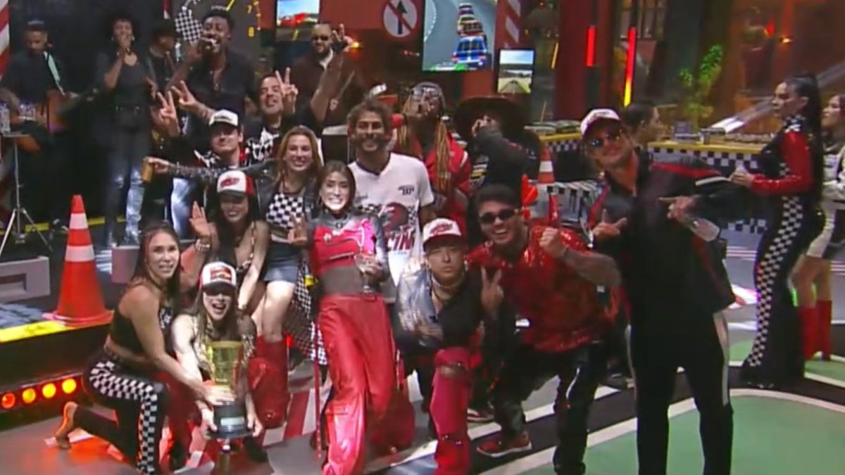 ForaDiContexto's tweet image. Mal sabiam eles que haveria uma tentativa de assassinato pouco tempo depois #AFazenda