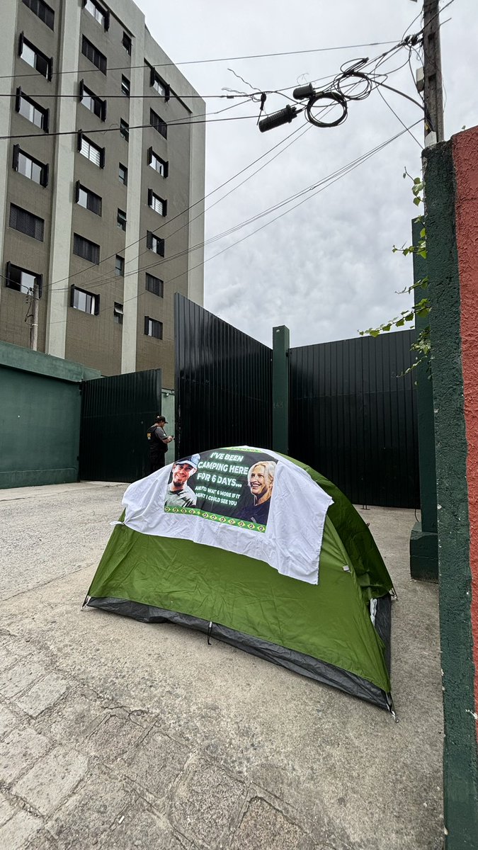 xDesk23's tweet photo. E aqui estamos, na saga de 6 dias para o show do @linkinpark no Couto Pereira, estádio do @Coritiba em Curitba🫡 https://t.co/1AsLHAx4qm