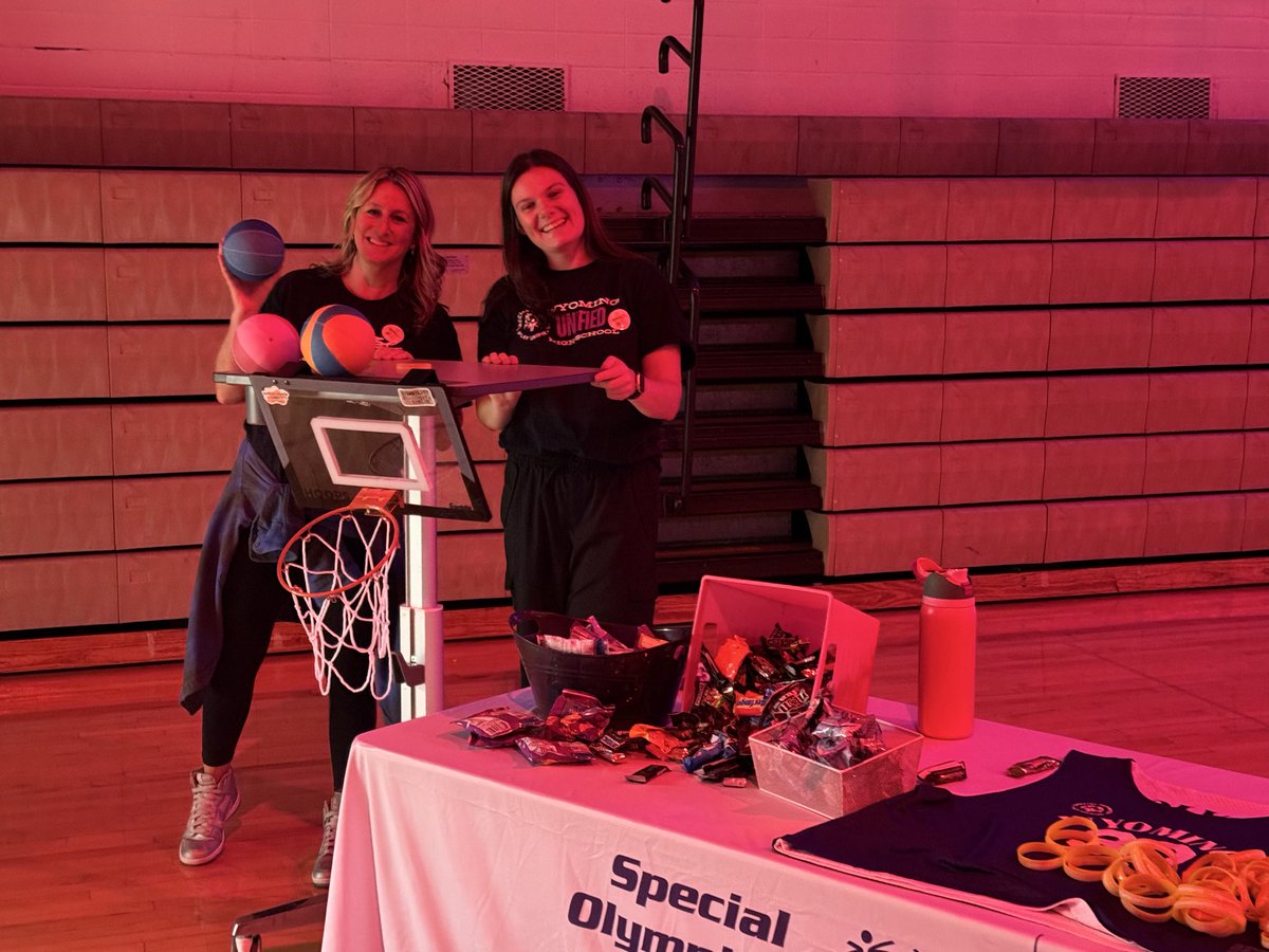 WyomingWolves's tweet image. Trick or Treat at Wyoming High school. Sat.  Nov. 1st. 12-3pm. This is Fantastic Fun!