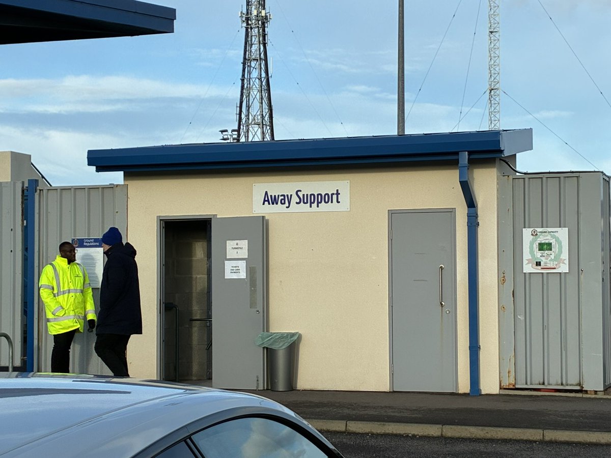Match 47 Cove 1 Peterhead 2 in SPFL1 @ Balmoral Crowd c500 Decent closely fought NE Derby won by Blue Toon with Cammy Smith cracking⚽️after O’Donnell⚽️equaliser for Toonsers who stay bottom of league after another home loss means relegation battle over winter McGinn cameo 👏