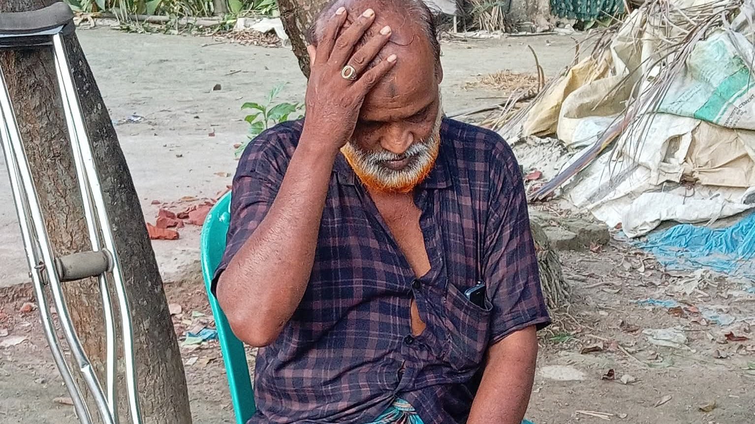 মাদারগঞ্জের প্রতিবন্ধী সোহরাবের জীবিকার অটোগাড়ি চুরি, পরিবারে নেমেছে চরম দুঃসময়