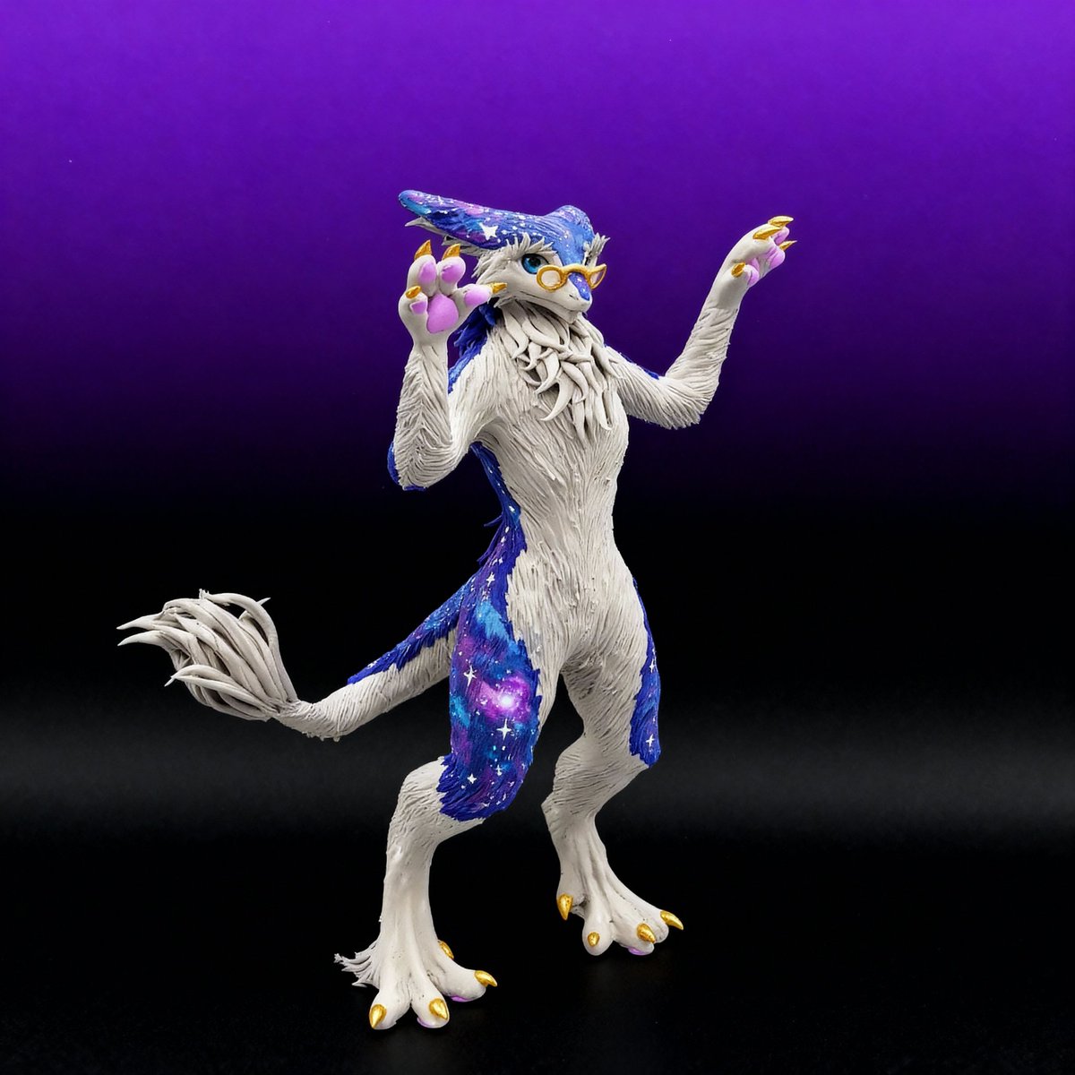 wolfberrycrafts's tweet image. New Sergal 👓
I hope the glasses look good on him!