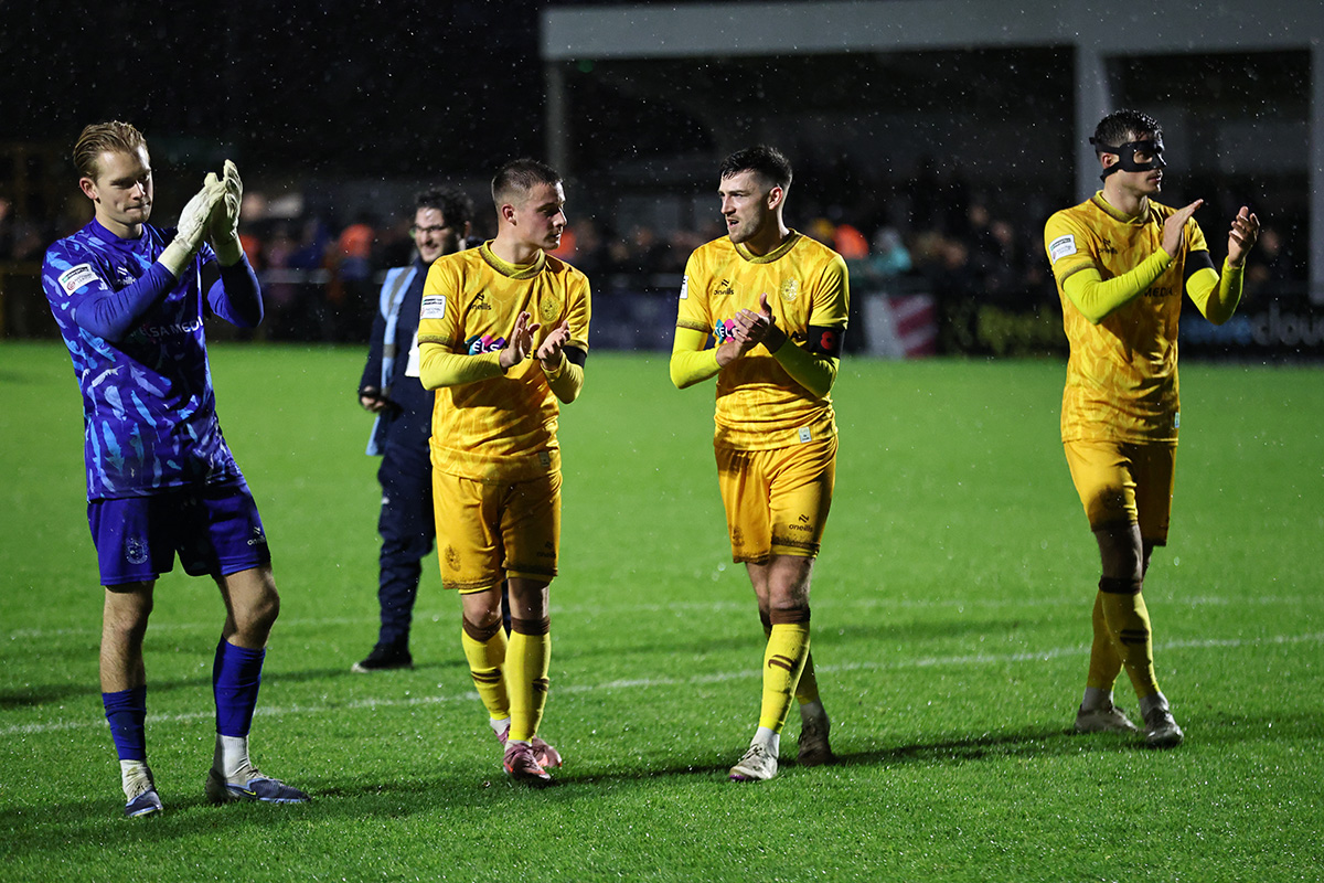 suttonunited's tweet image. Thank you for being with us all game, U&apos;s 👏

See you back at The VBS on Wednesday 💛